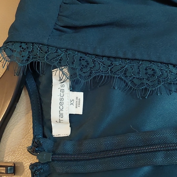 Jade sleeveless jumpsuit. Size xs. francesca's brand. - Picture 3 of 9